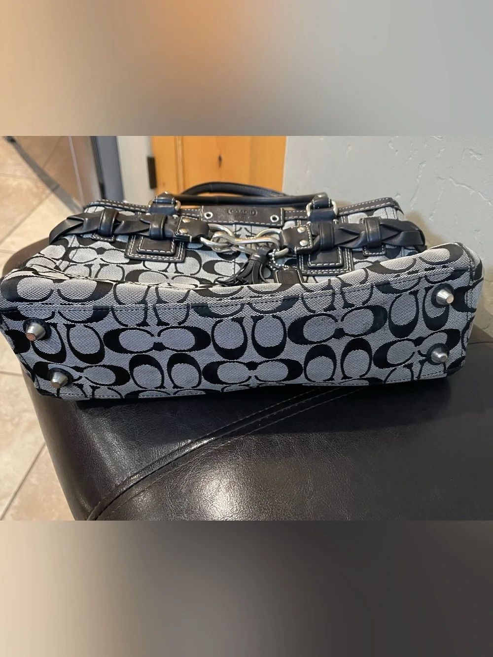 Coach Hamptons Carryall tote Satchel Black gray Signature Shoulder braided